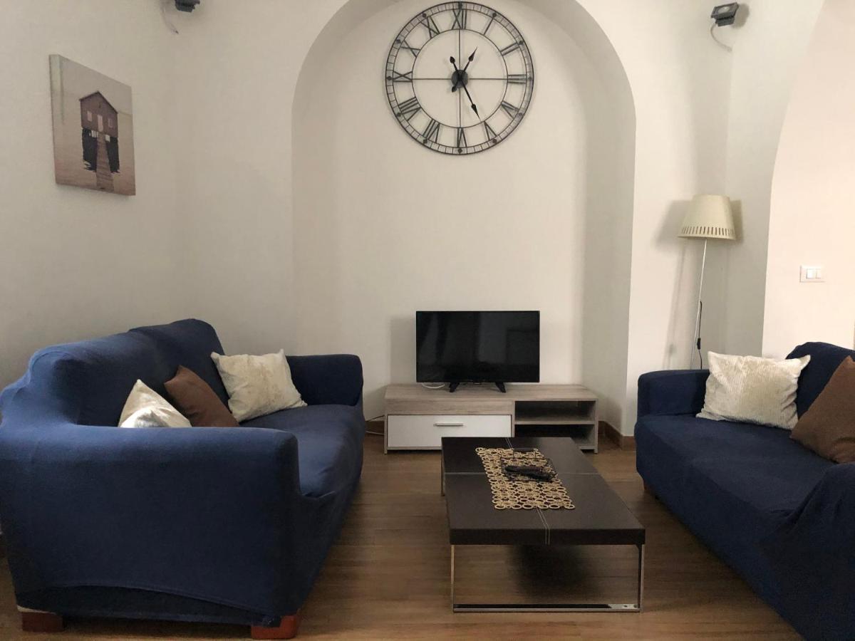 Elle'S House Apartment ซาโวนา ภายนอก รูปภาพ